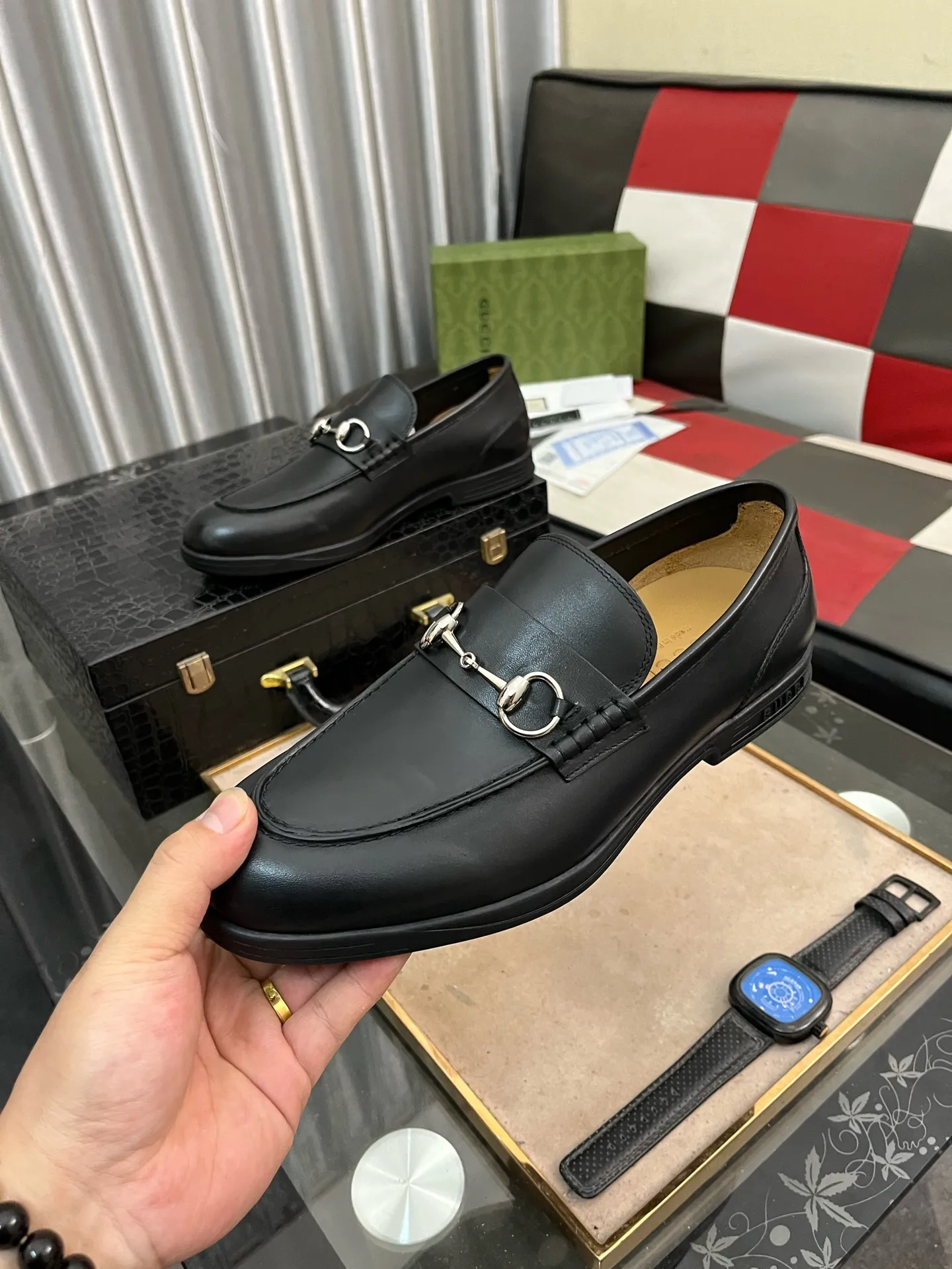 Men's shoes 💰540⌚️⌚️【GUCCi】Original frosted calfskin, water-dyed cowhide lining, original outsole, men's and women's fashion, formal casual leather shoes, slip-on men's and women's shoes series, young fashion, European and American trends, British style, casual matching, comfortable feet, standard code: men's size 38-443️⃣Colors available